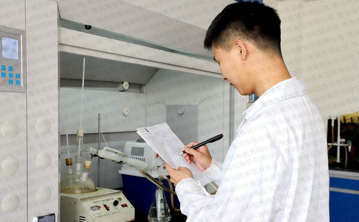 蒸發(fā)器設(shè)備生產(chǎn)廠家技術(shù)實力.jpg 蒸發(fā)器設(shè)備生產(chǎn)廠家技術(shù)實力.jpg