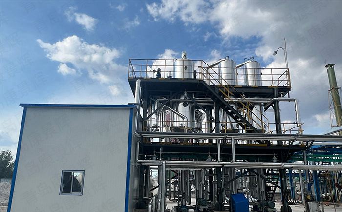 蒸發(fā)結(jié)晶設(shè)備在苯二甲酸制備中的作用 蒸發(fā)結(jié)晶設(shè)備在苯二甲酸制備中的作用